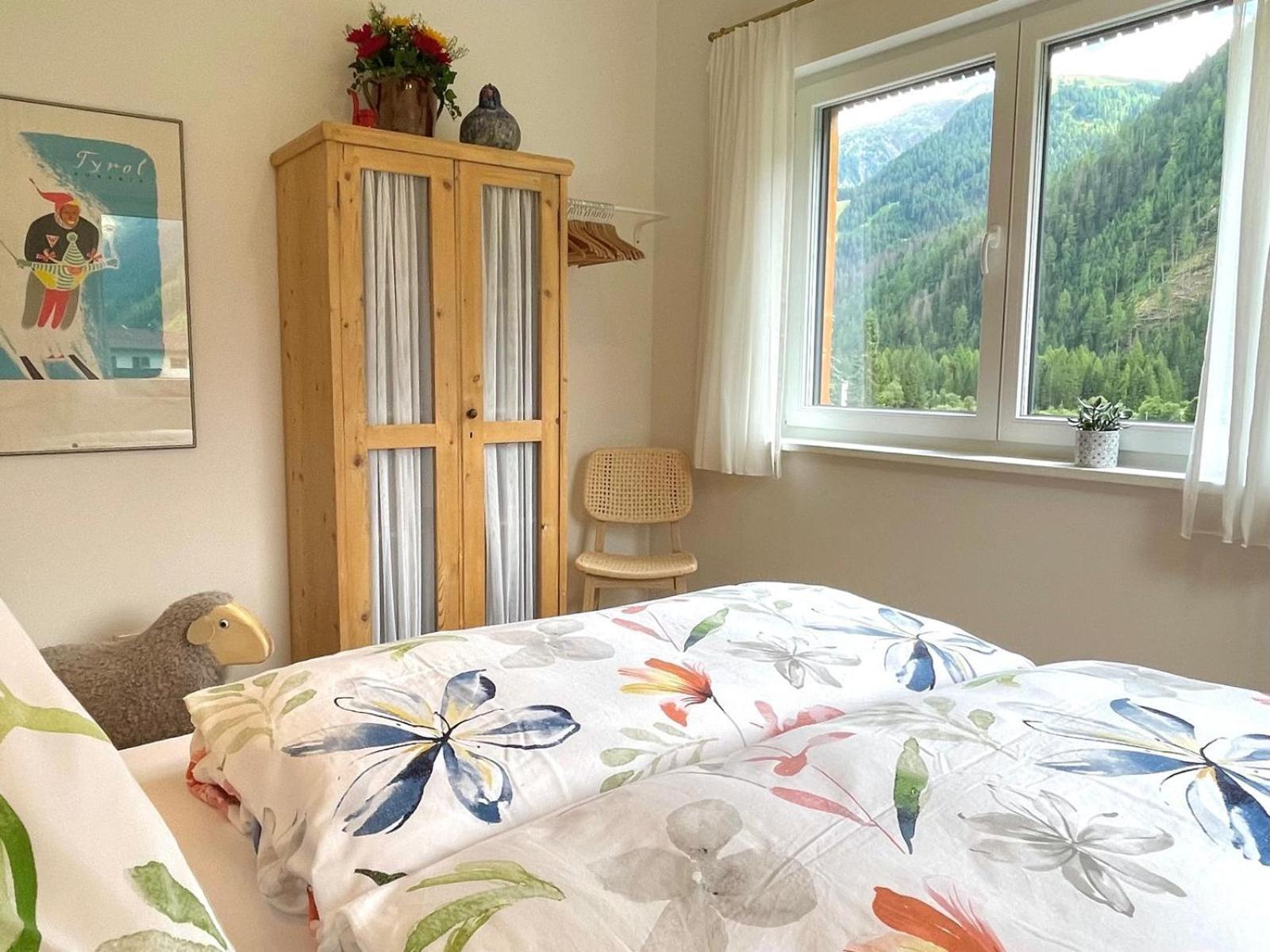Tyrol Purelife Lodges Sankt Jakob in Defereggen Room photo