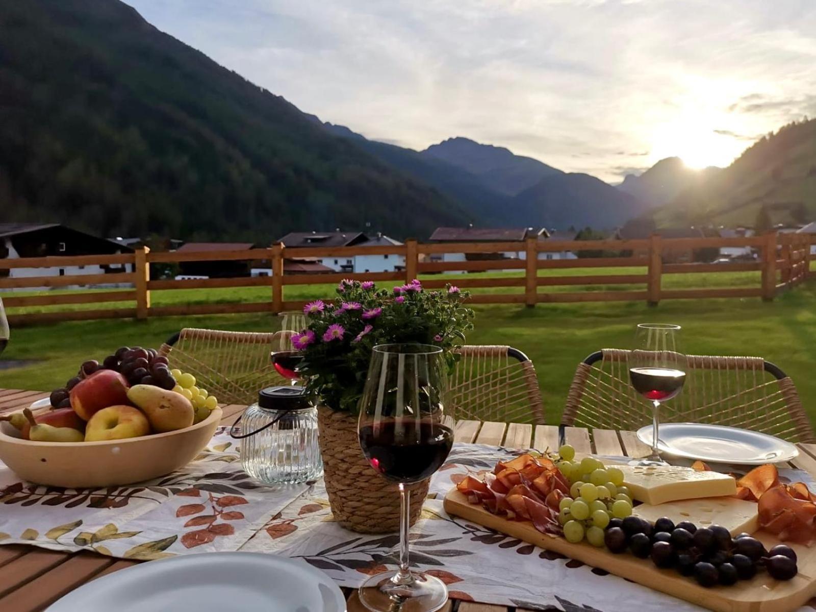 Tyrol Purelife Lodges Sankt Jakob in Defereggen Exterior photo